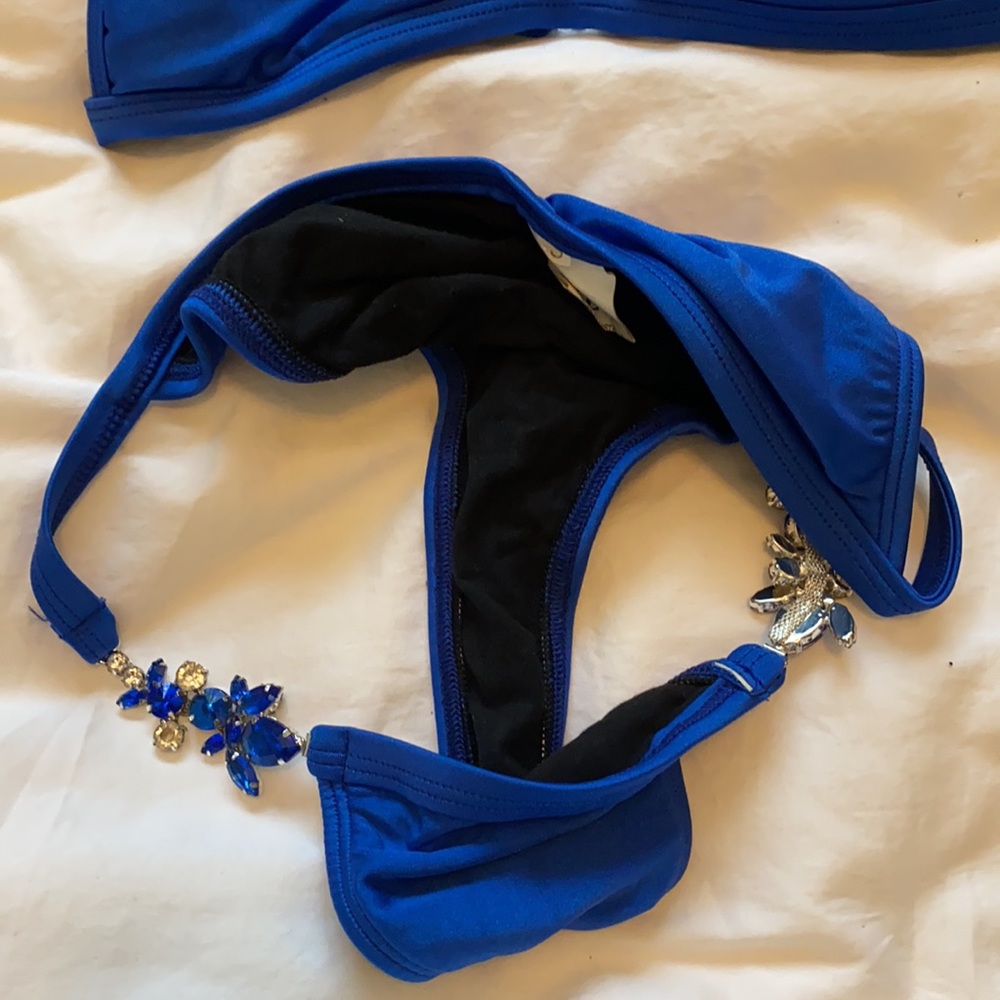 Véve Royal Blue Rhinestone Two-Piece Swimsuit - Picture 5 of 7